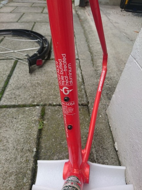 genesis vapour frameset